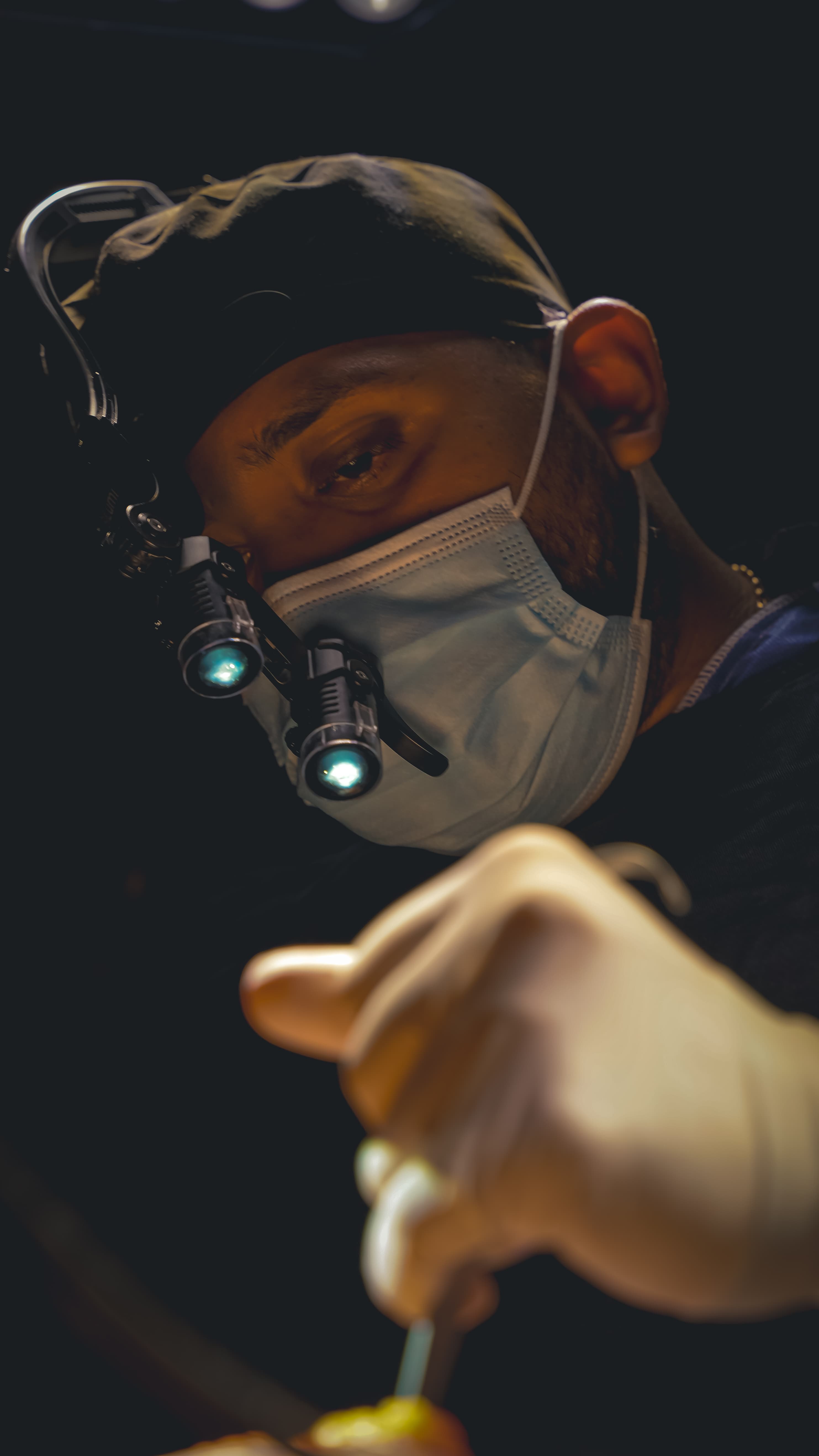 Dr César Rosales Cirujano Plástico